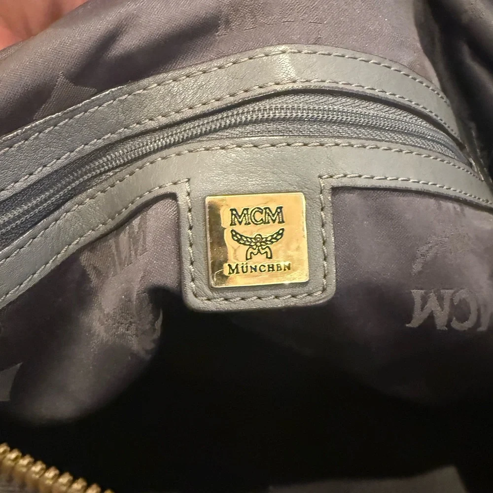 MCM Gray Leather 2-Way - Picture 11 of 14